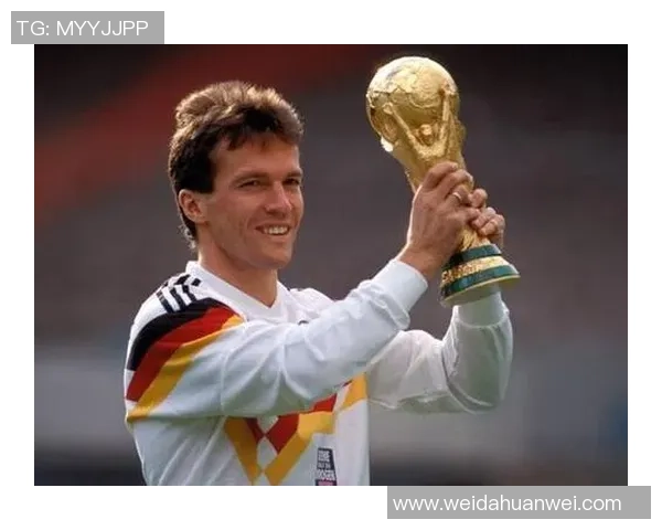 史上四大足球巨星的辉煌足迹与不朽传奇分析