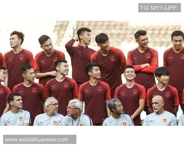 足球巨星齐发声送祝福热烈贺礼点燃赛场激情时刻